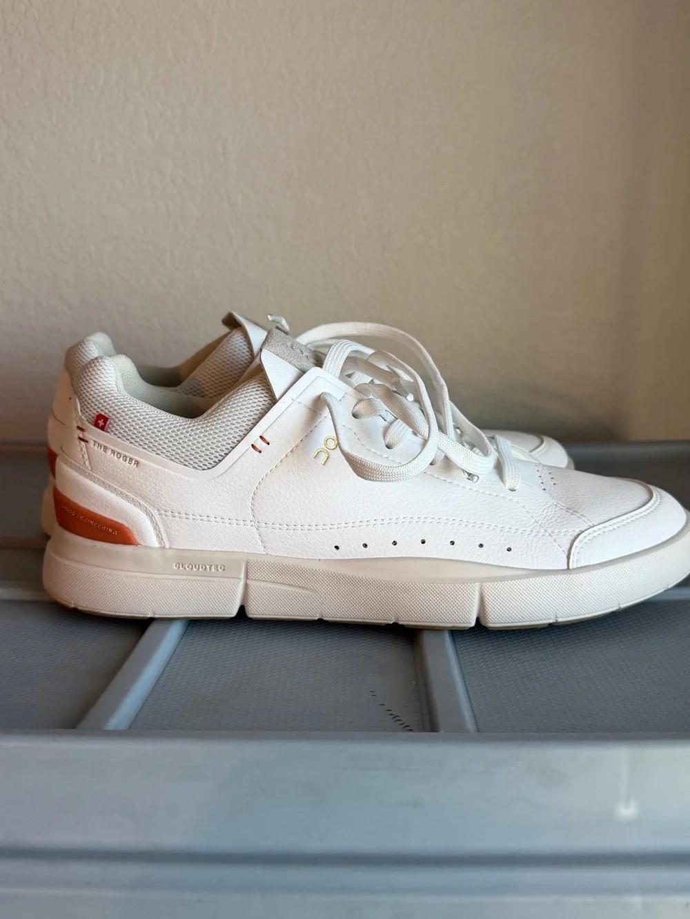 Women’s White On “Roger”